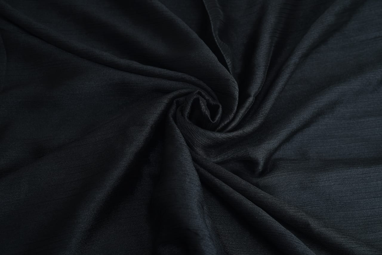Black Crinkle Silk Hijab – Subtle Shine, Ultimate Comfort