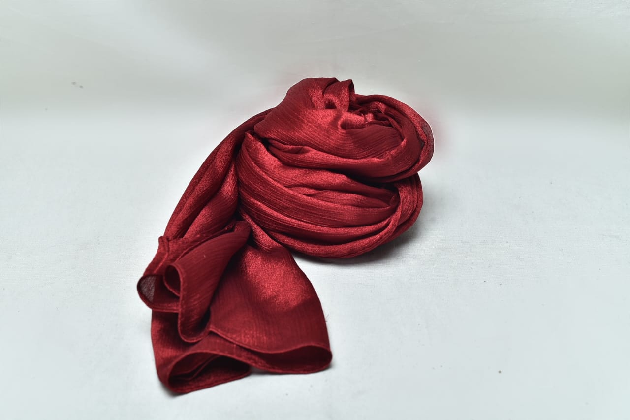 Cherry Red Crinkle Silk Hijab – Subtle Shine, Ultimate Comfort