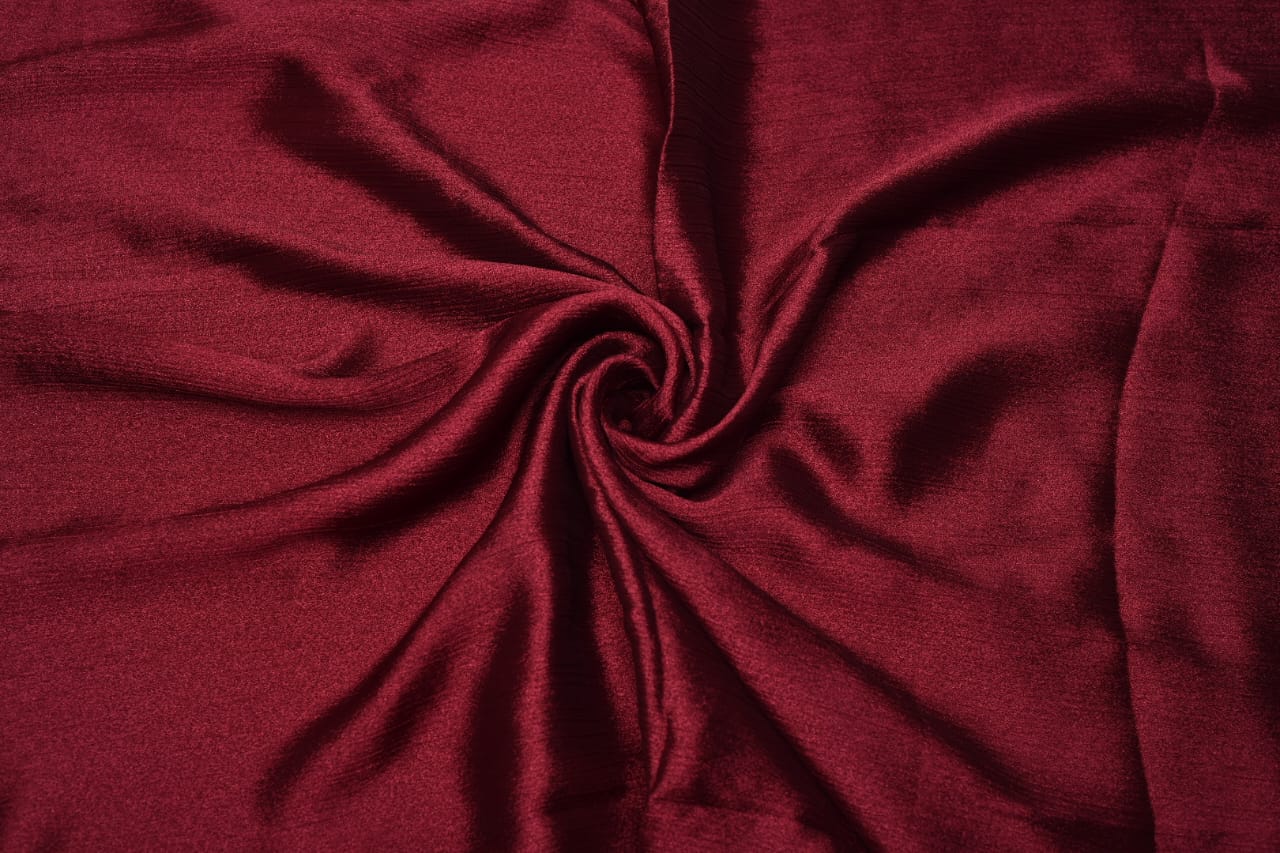 Darker Red Crinkle Silk Hijab – Subtle Shine, Ultimate Comfort (Copy)