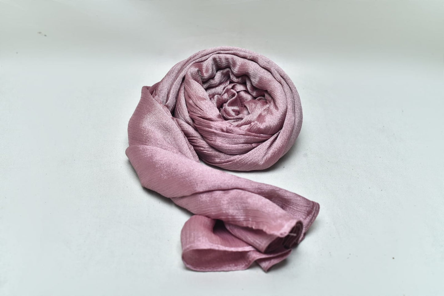 Pastel Pink Crinkle Silk Hijab – Subtle Shine, Ultimate Comfort