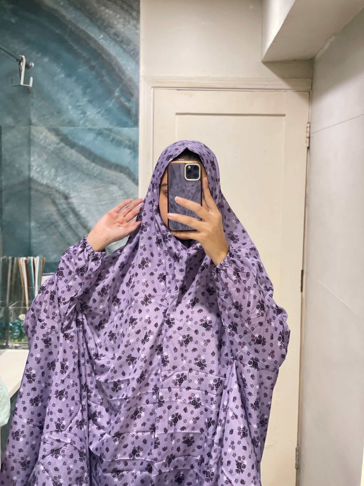 Purple Printed Namaz Chadar with sleeves - Light Weight Namaz Chadar with Sleeves.