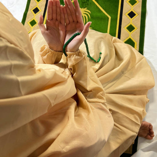 Plain Beige Namaz Chadar with sleeves - Light Weight Namaz Chadar with Sleeves.