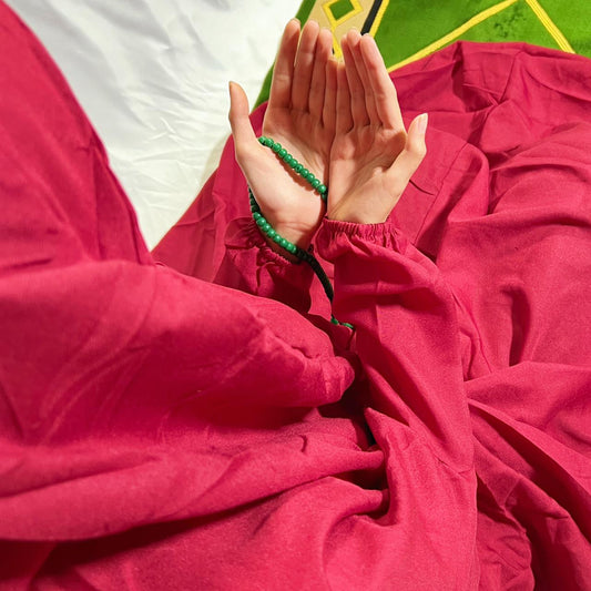 Plain Red Namaz Chadar with sleeves - Light Weight Namaz Chadar with Sleeves.