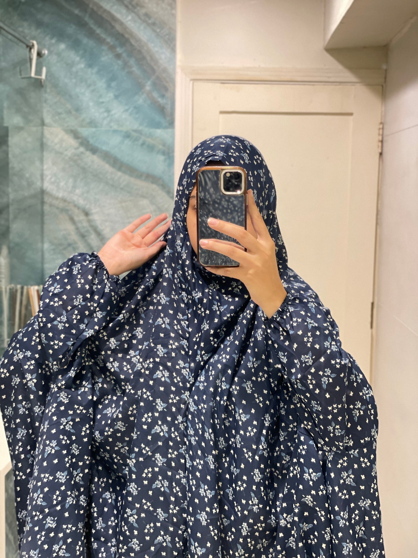 Blue and White Printed Namaz Chadar with sleeves - Light Weight Namaz Chadar with Sleeves.