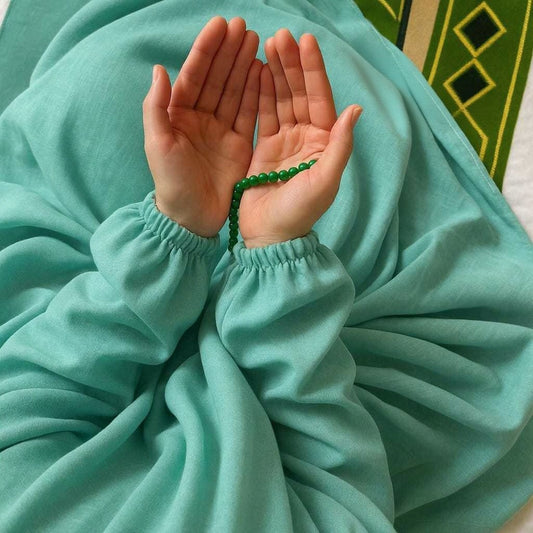 Plain Sea Green Namaz Chadar with sleeves - Light Weight Namaz Chadar with Sleeves.