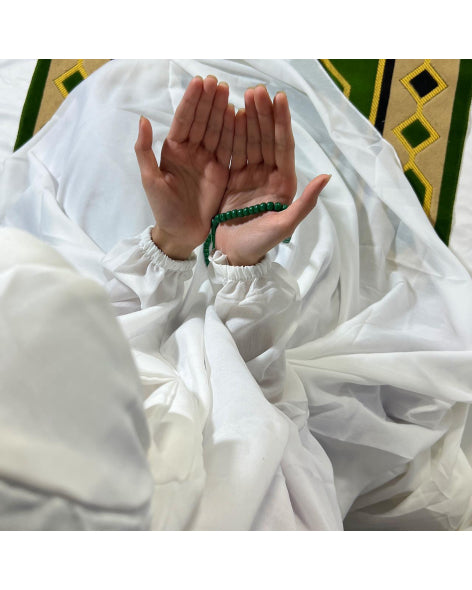 Plain White Namaz Chadar with sleeves - Light Weight Namaz Chadar with Sleeves.