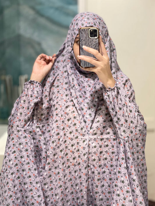 Light Purple Printed Namaz Chadar with sleeves - Light Weight Namaz Chadar with Sleeves.