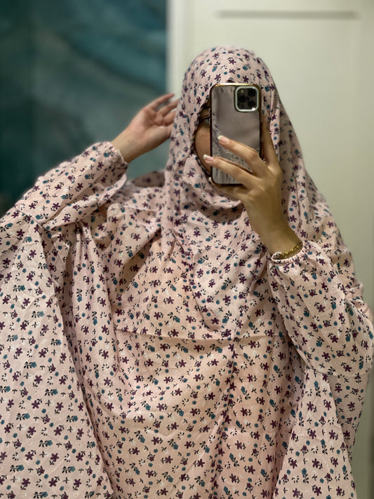 Baby Pink Printed Namaz Chadar with sleeves - Light Weight Namaz Chadar with Sleeves.